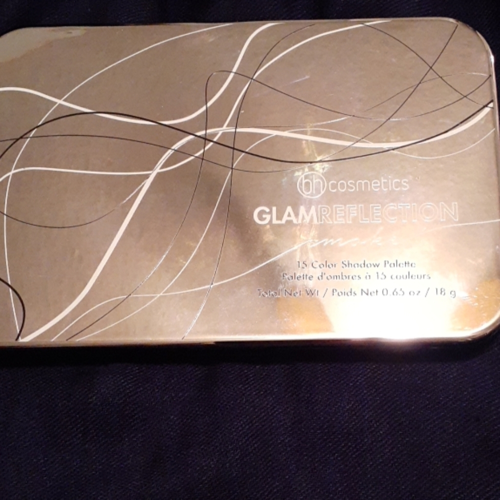 BH cosmetics 15 color eyeshadow palette